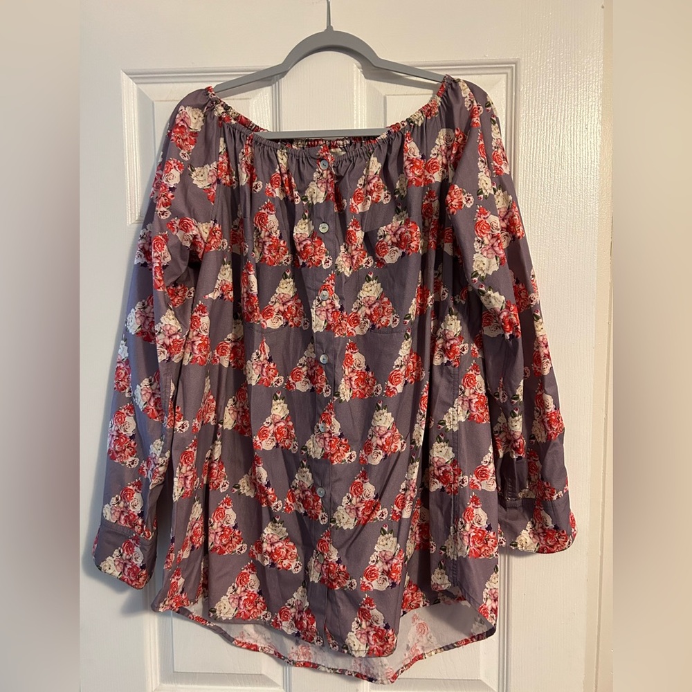 Hula tease blouse